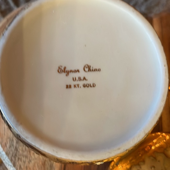 Elynor China Vintage Midcentury 22kt set made in the USA.Sugar bowl/lid +creamer - Picture 7 of 9